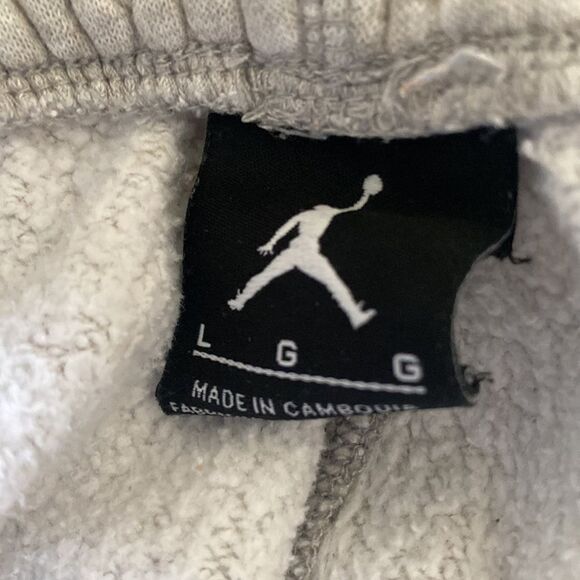 JORDAN Men’s Light Gray Shorts Size L - Picture 4 of 5